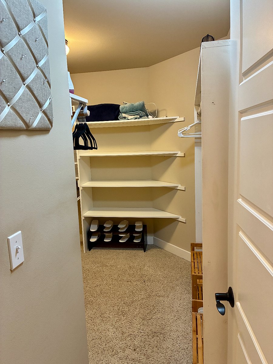 Walk In Closet