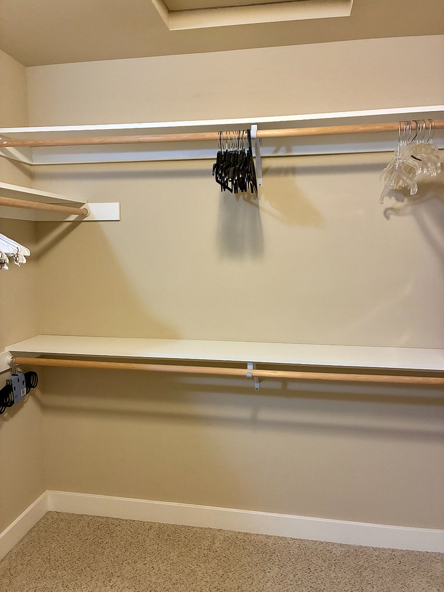 Walk in closet