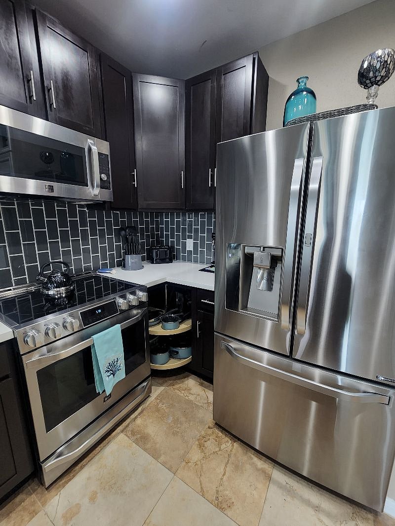 Furnished Finder property 381813_1 photo 8