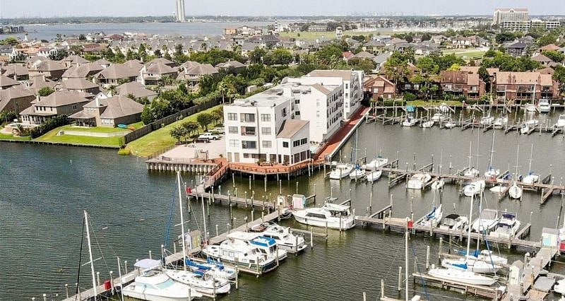 Furnished Finder property 381813_1 photo 3