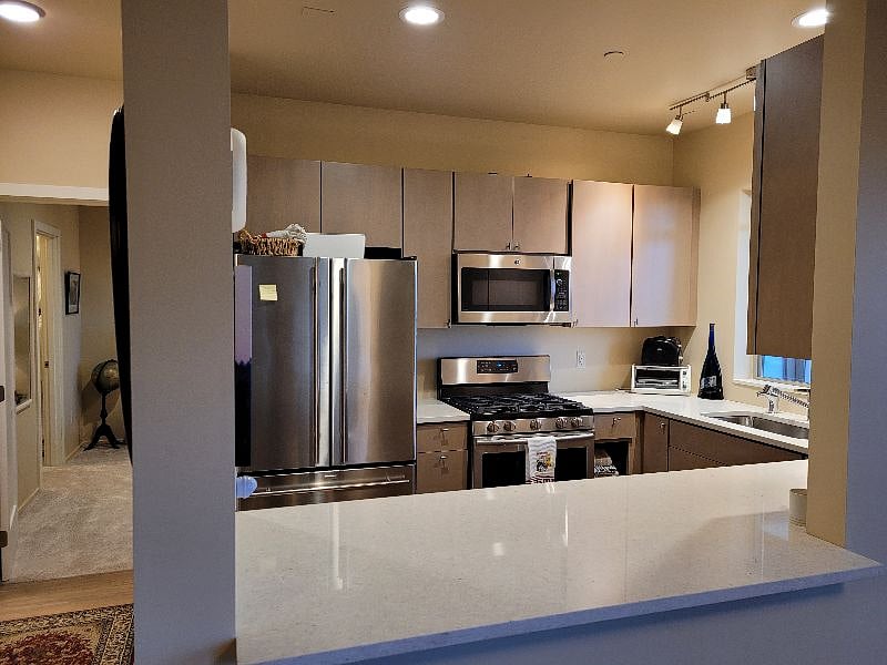 Furnished Finder property 381869_1 photo 15