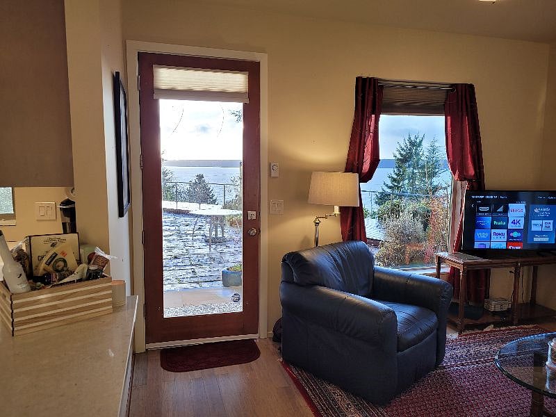 Furnished Finder property 381869_1 photo 17