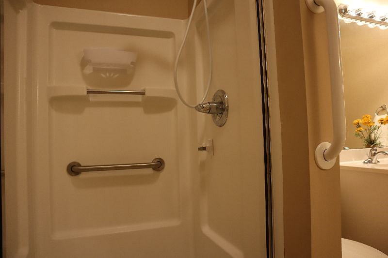 Furnished Finder property 381872_1 photo 10