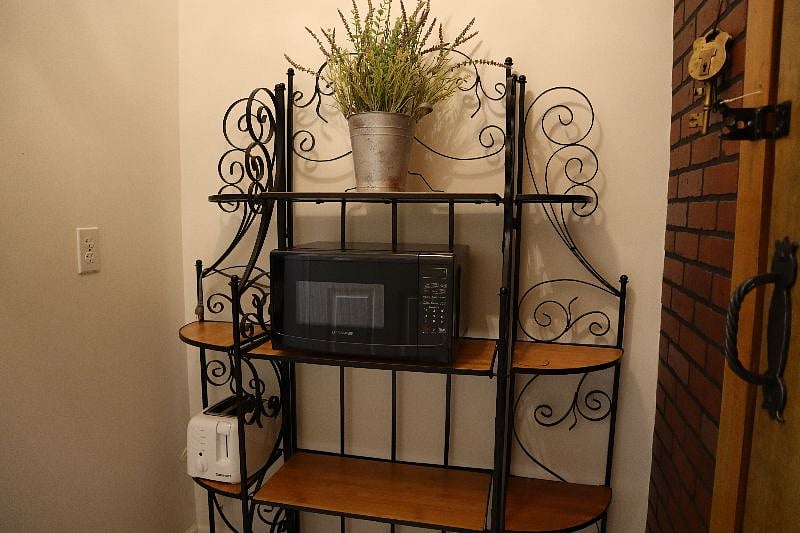 Furnished Finder property 381872_1 photo 12