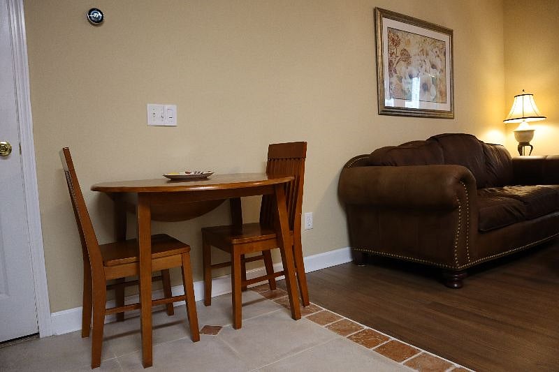 Furnished Finder property 381872_1 photo 16