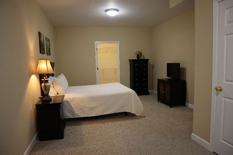 Furnished Finder property 381872_1 photo 23