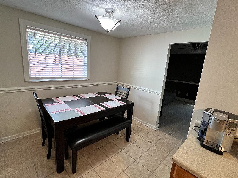 Furnished Finder property 381903_1 photo 8