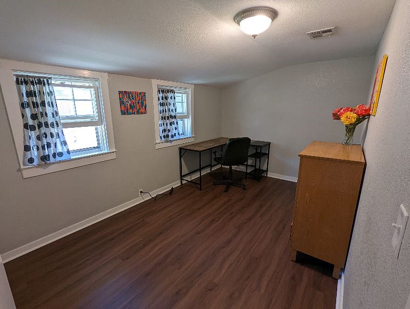 Furnished Finder property 381989_1 photo 10