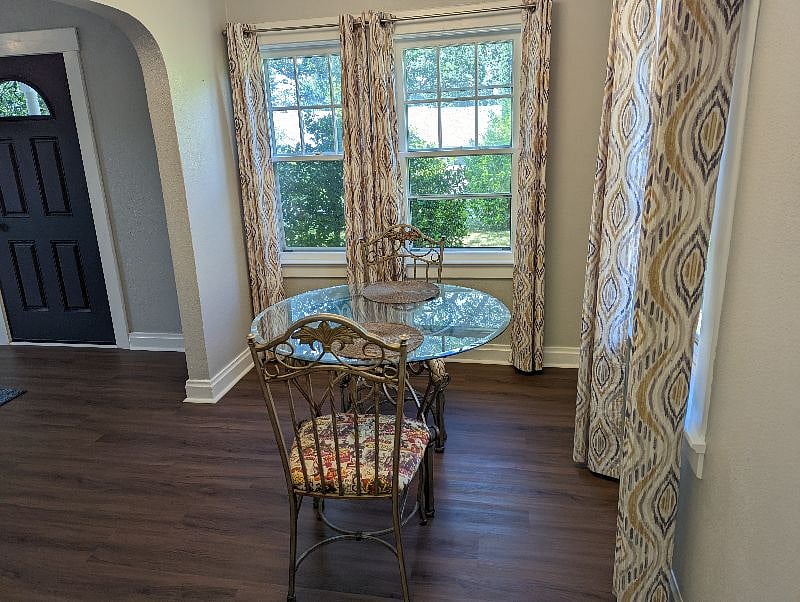 Furnished Finder property 381989_1 photo 6