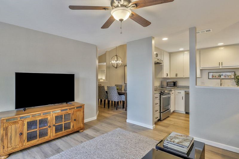 Furnished Finder property 382062_1 photo 8