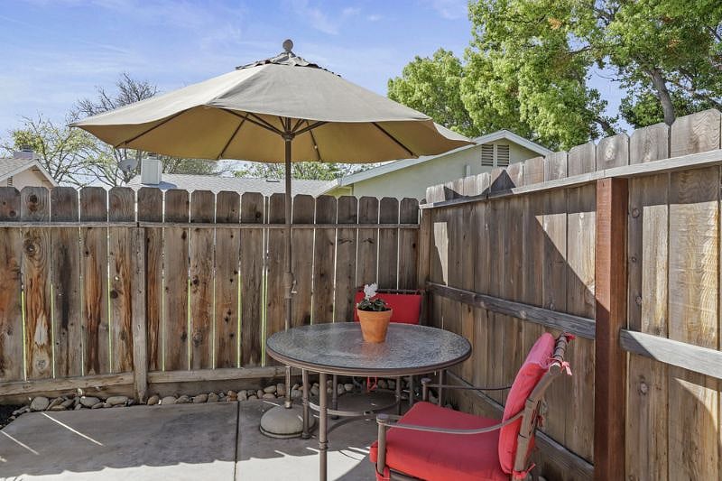 Furnished Finder property 382062_1 photo 40