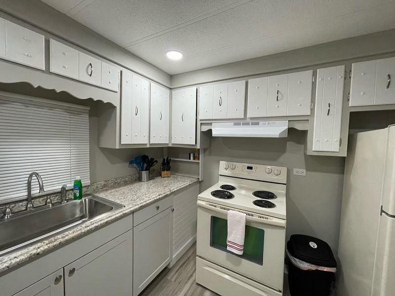 Furnished Finder property 382073_1 photo 6