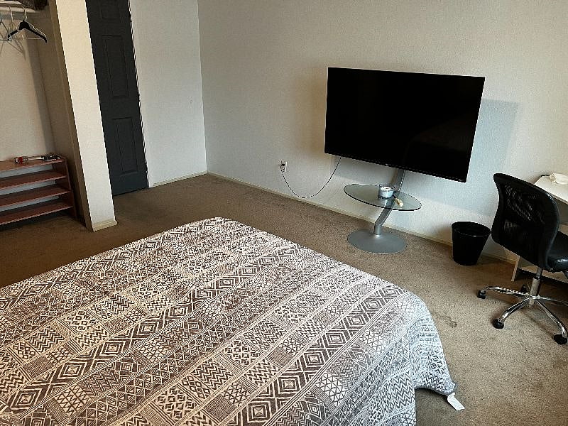Furnished Finder property 382145_1 photo 9