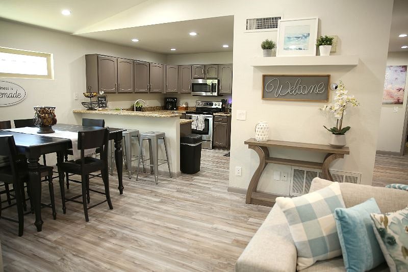 Q1: Living Room / Dining / Kitchen