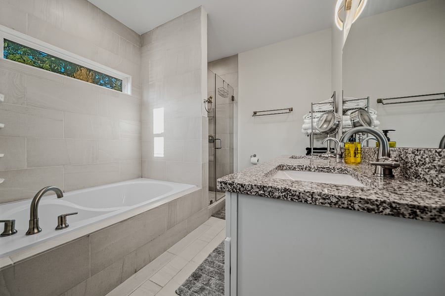 Furnished Finder property 382252_2 photo 15