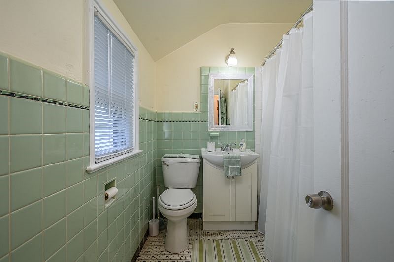 Furnished Finder property 382253_1 photo 24