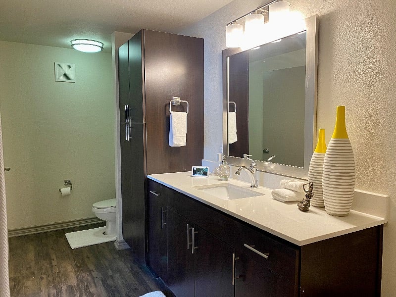 Enormous bathroom with large counter space, Jacuzzi tub and plush towels
