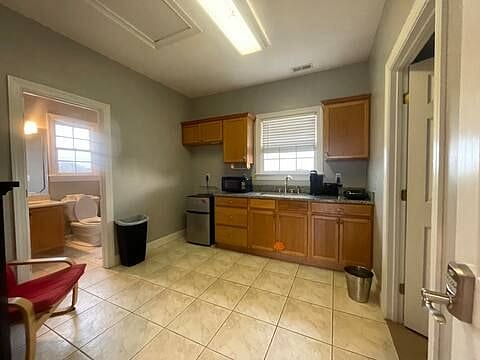 Furnished Finder property 382344_1 photo 9