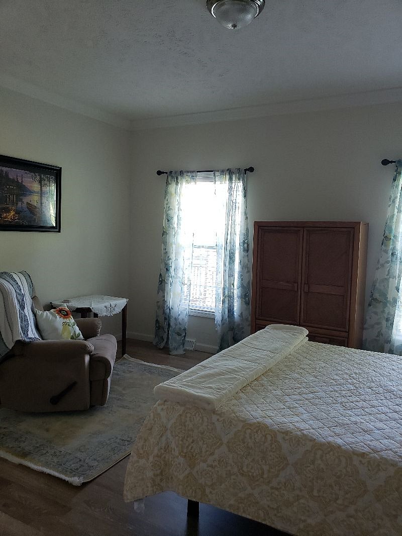 Master En Suite $800