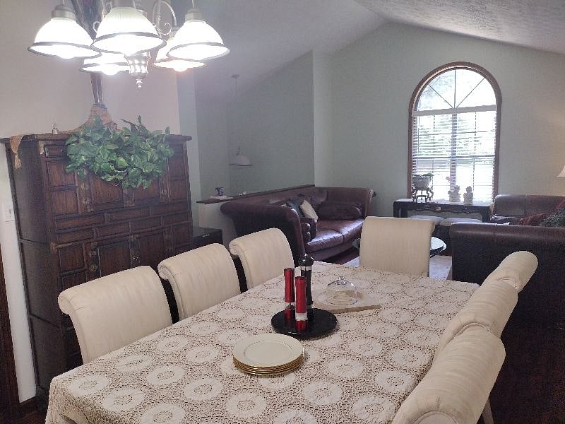 Furnished Finder property 382449_1 photo 8