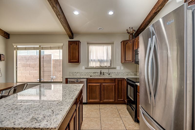 Furnished Finder property 382458_1 photo 8