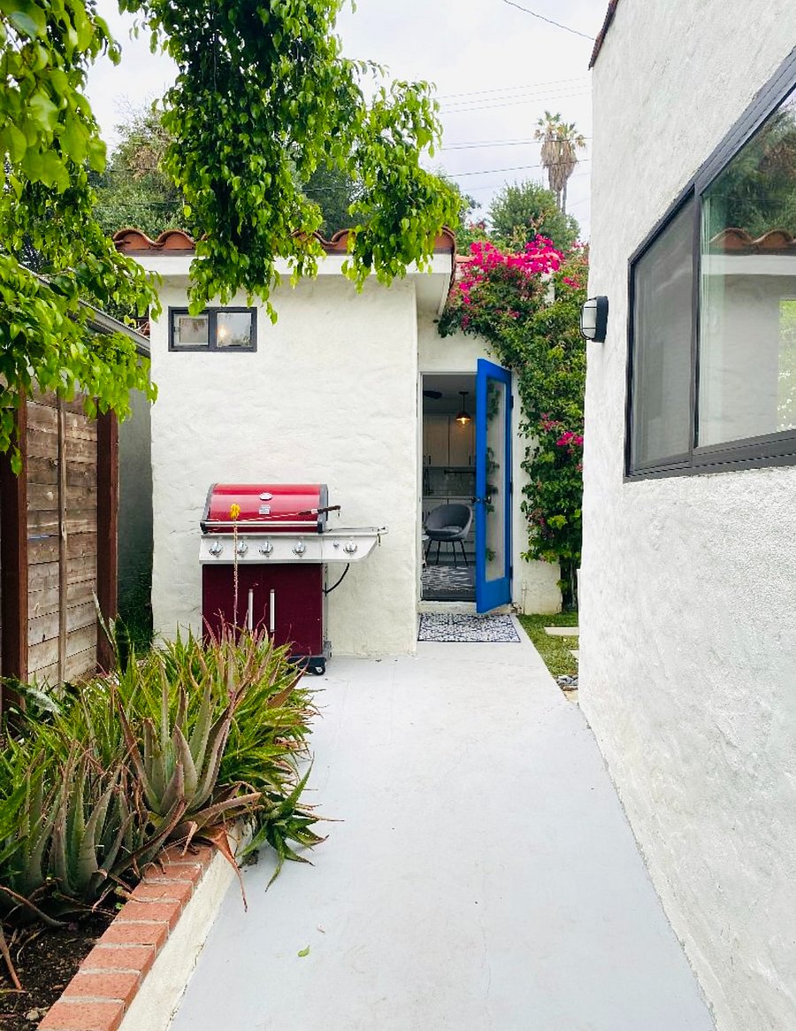 Your entrance to the Casita. The BBQ is yours to use, if you wish.
