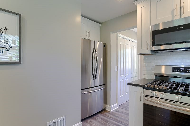 Furnished Finder property 382490_1 photo 9
