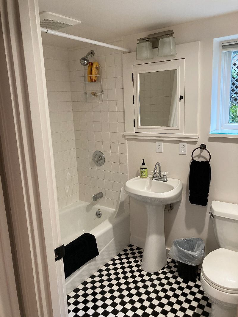 Furnished Finder property 382509_1 photo 3
