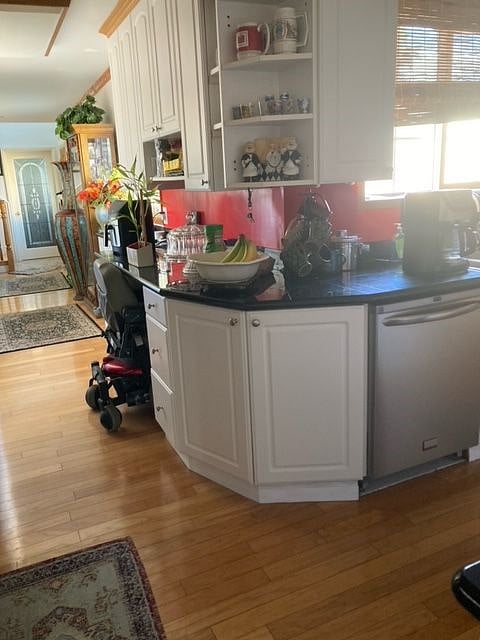 Furnished Finder property 382546_1 photo 9