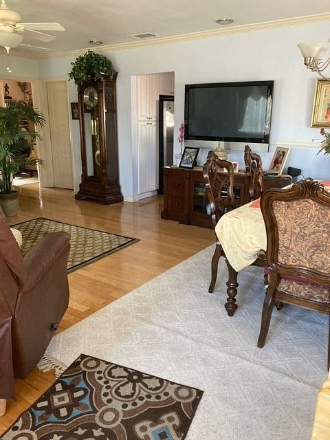Furnished Finder property 382546_2 photo 11