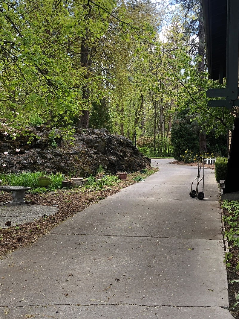 private driveway