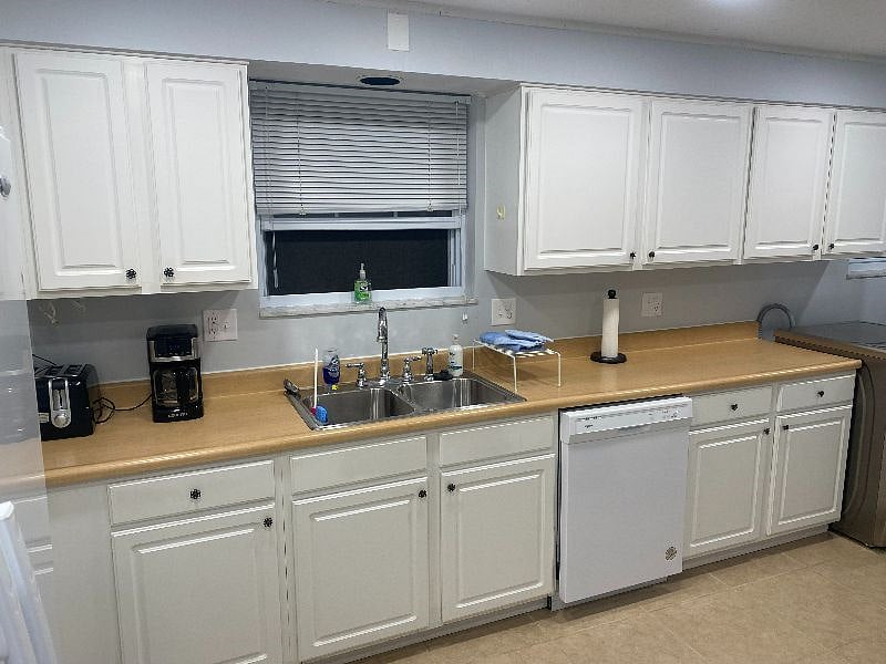KITCHEN VIEW