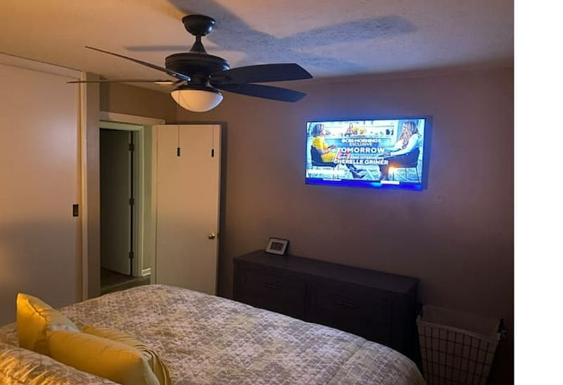 2ND BEDROOM NIGHT VIEW