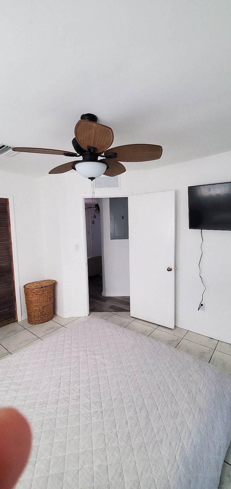 Furnished Finder property 382716_1 photo 11