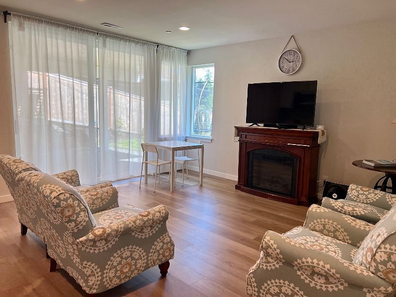 Furnished Finder property 382723_1 photo 8