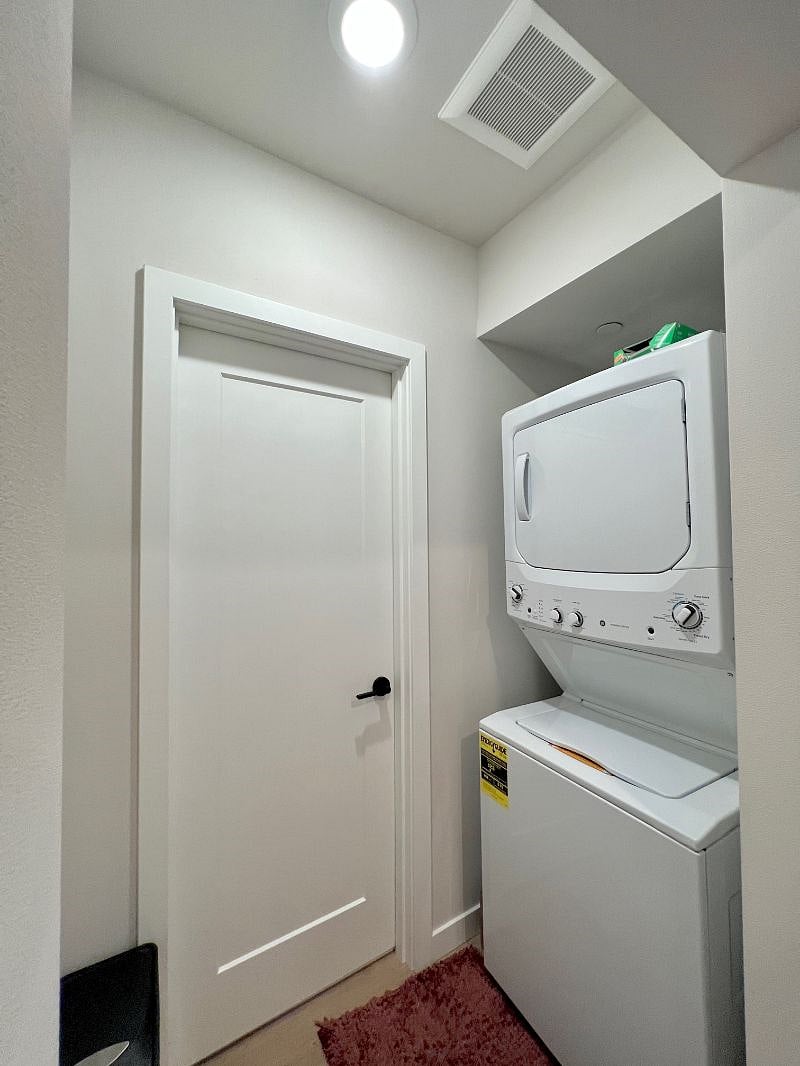 Furnished Finder property 382723_1 photo 14