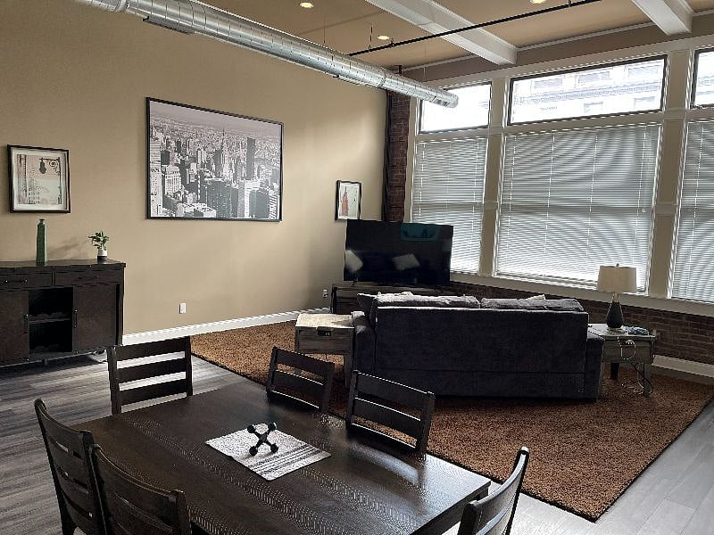 Furnished Finder property 382741_1 photo 3