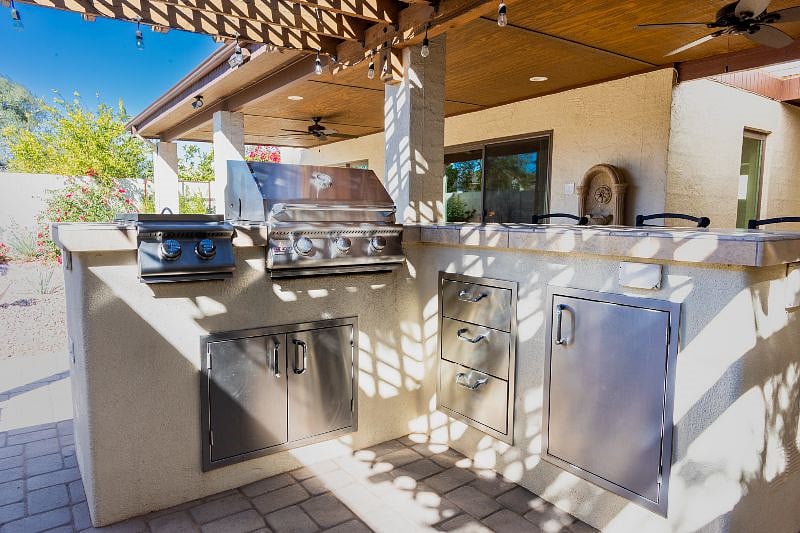 Outdoor kitchen