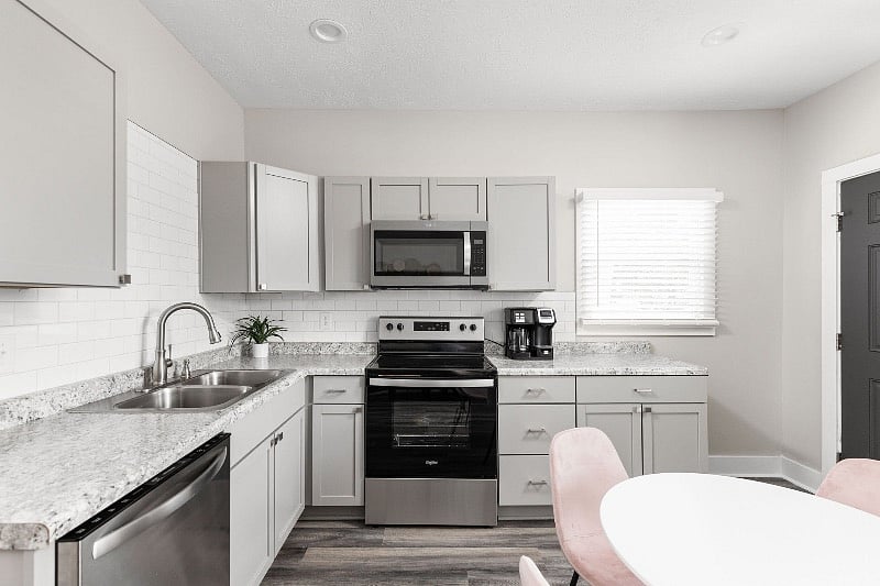 Furnished Finder property 382799_1 photo 10