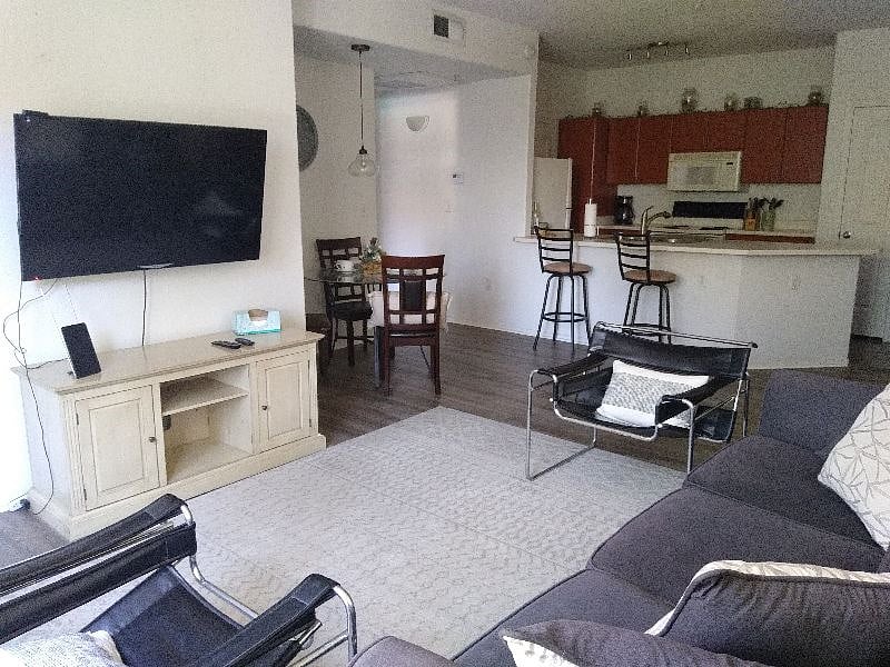 Furnished Finder property 382820_1 photo 4