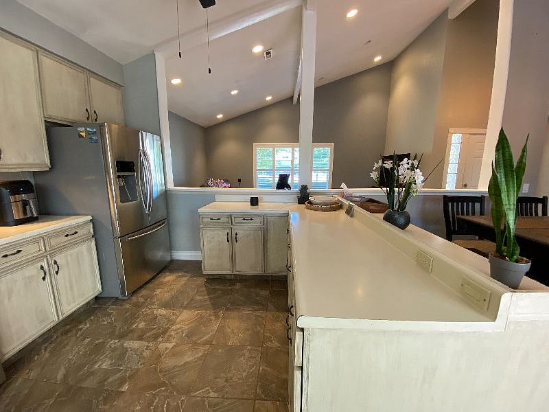 Furnished Finder property 382873_1 photo 13