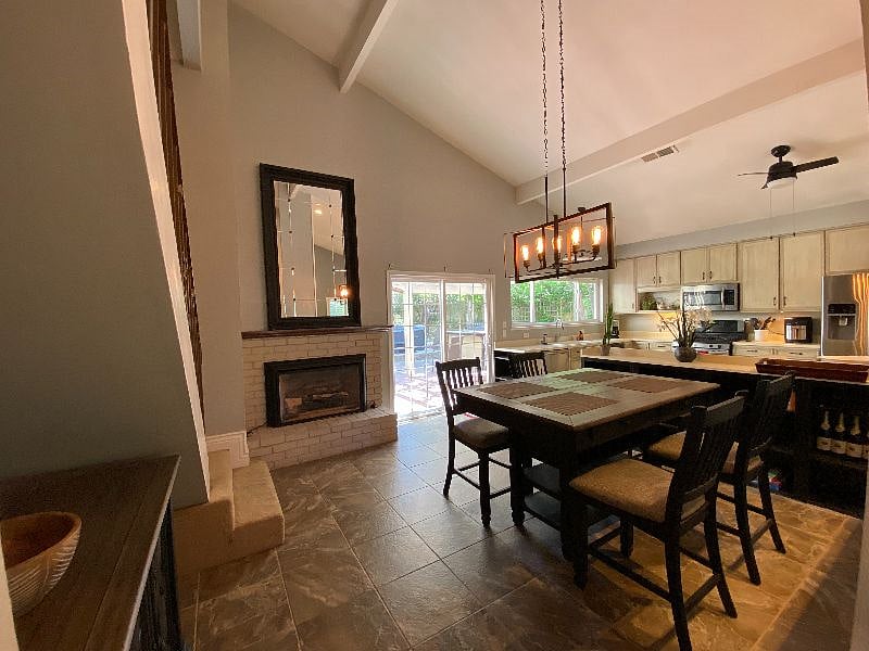 Furnished Finder property 382873_1 photo 9