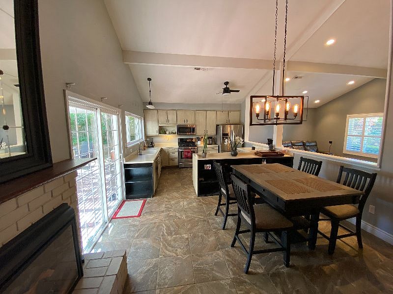 Furnished Finder property 382873_1 photo 11