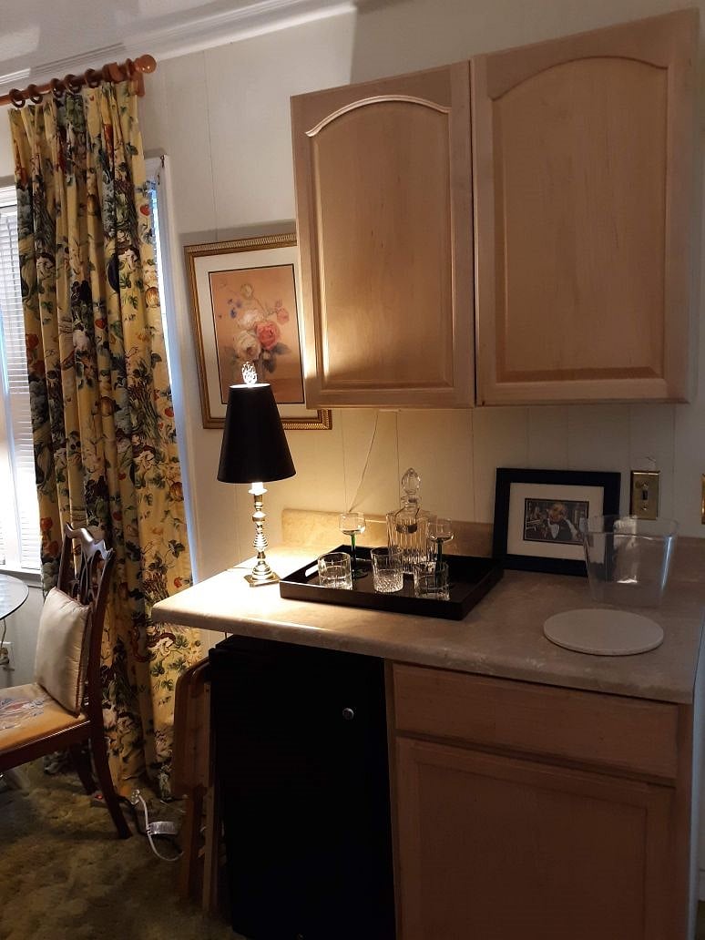 Furnished Finder property 382895_1 photo 3