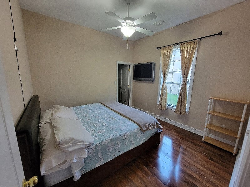 Furnished Finder property 382984_1 photo 15