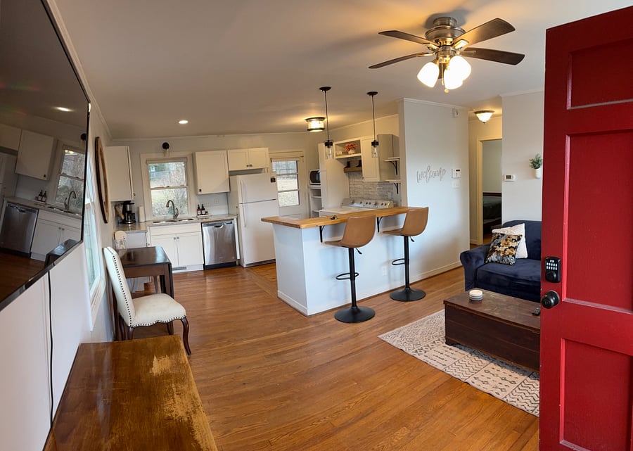 Furnished Finder property 383027_1 photo 4
