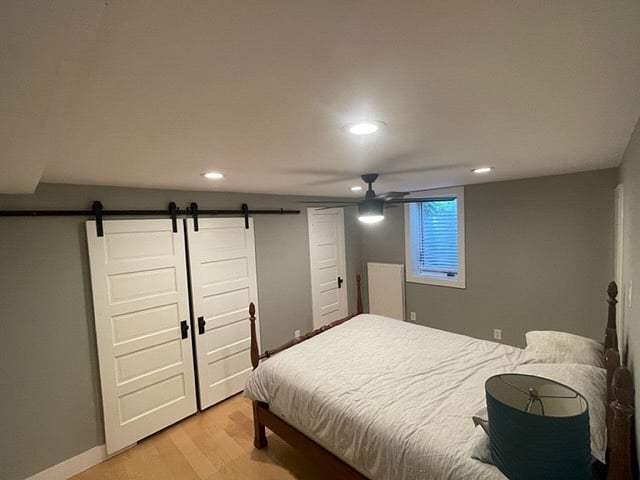 PRIMARY BEDROOM WITH ENSUITE
