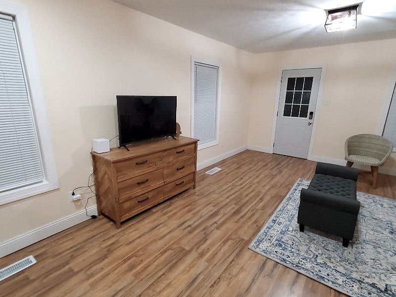 Furnished Finder property 383087_1 photo 13