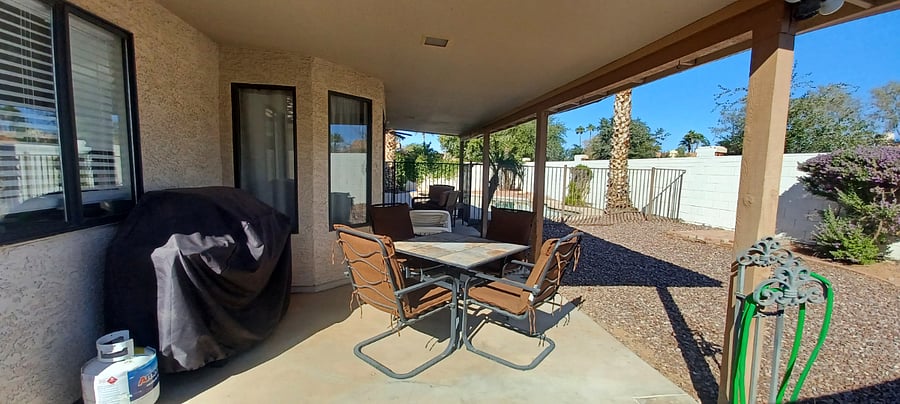 Patio
BBQ
Backyard dining table