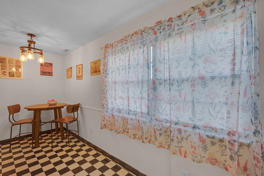 Furnished Finder property 383129_1 photo 17